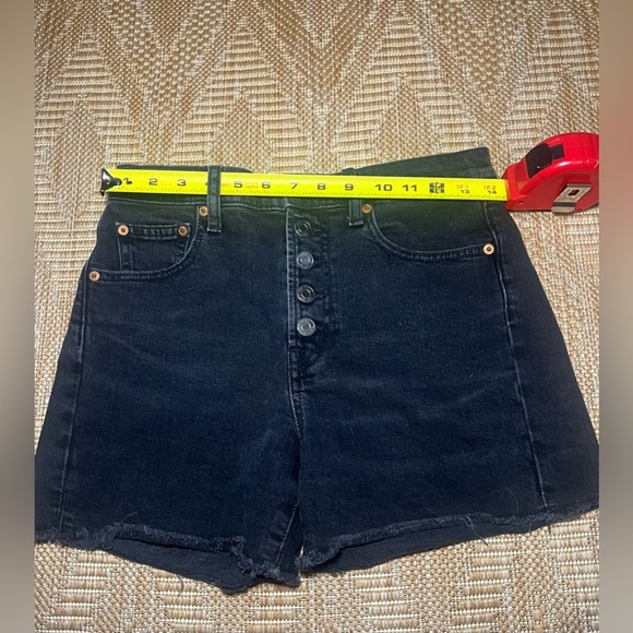 Gap Women's Black High Rise 4" Denim Shorts, Size 26 Regular - Picture 5 of 8